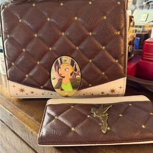 Tinkerbell Lock/Keyhole Loungefly Crossbody Bag 💼 and Wallet